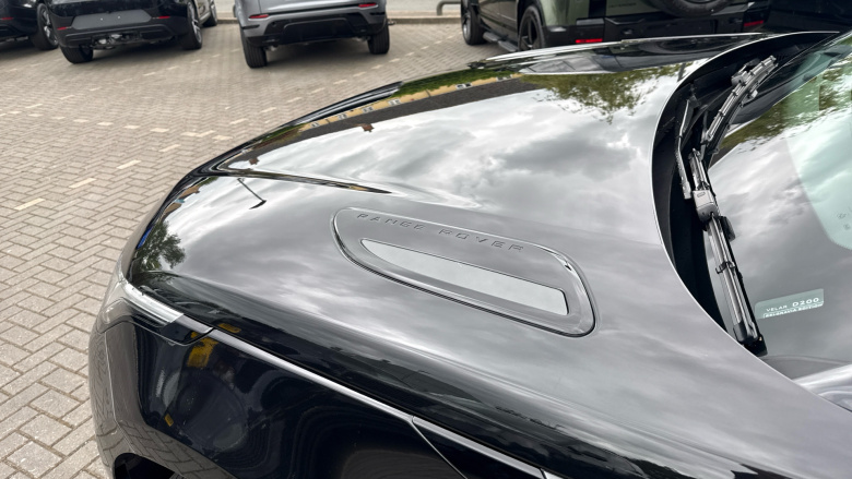 Land Rover Range Rover Velar 2.0 D200 MHEV Belgravia Edition 5dr Auto Diesel Estate